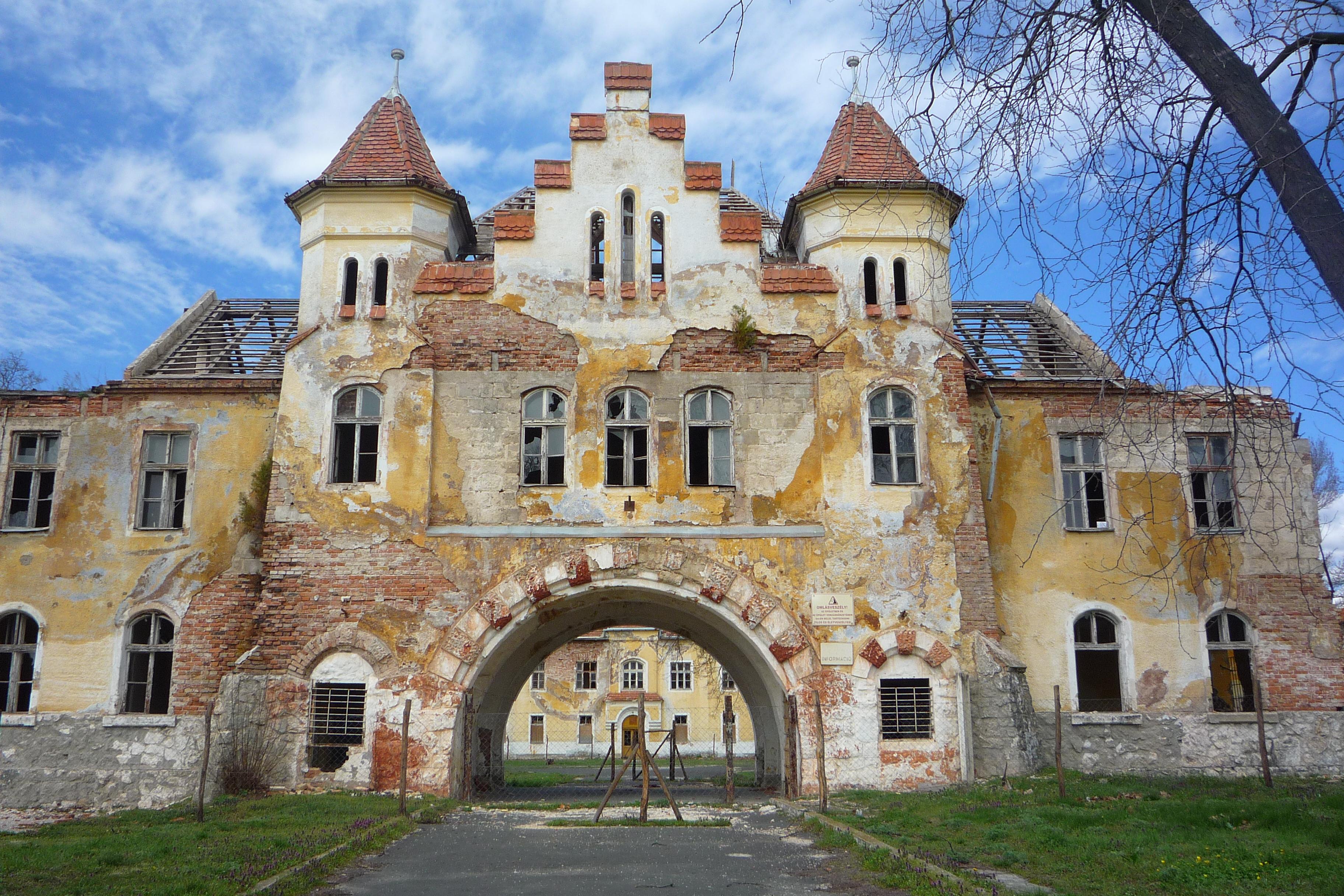 замок в Венгрии